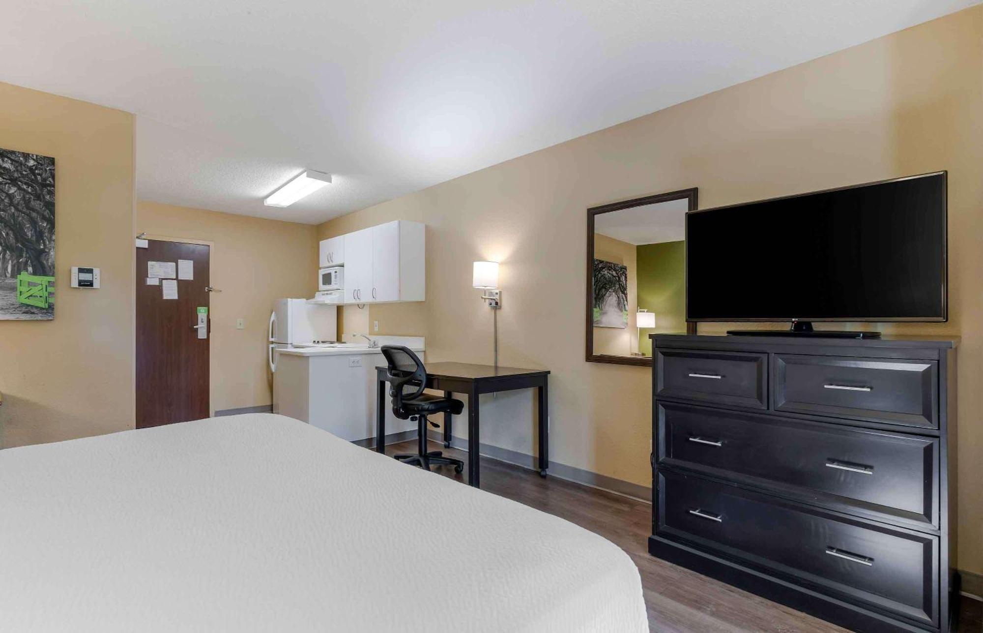 Extended Stay America Suites - Rockford - I-90 Exterior photo