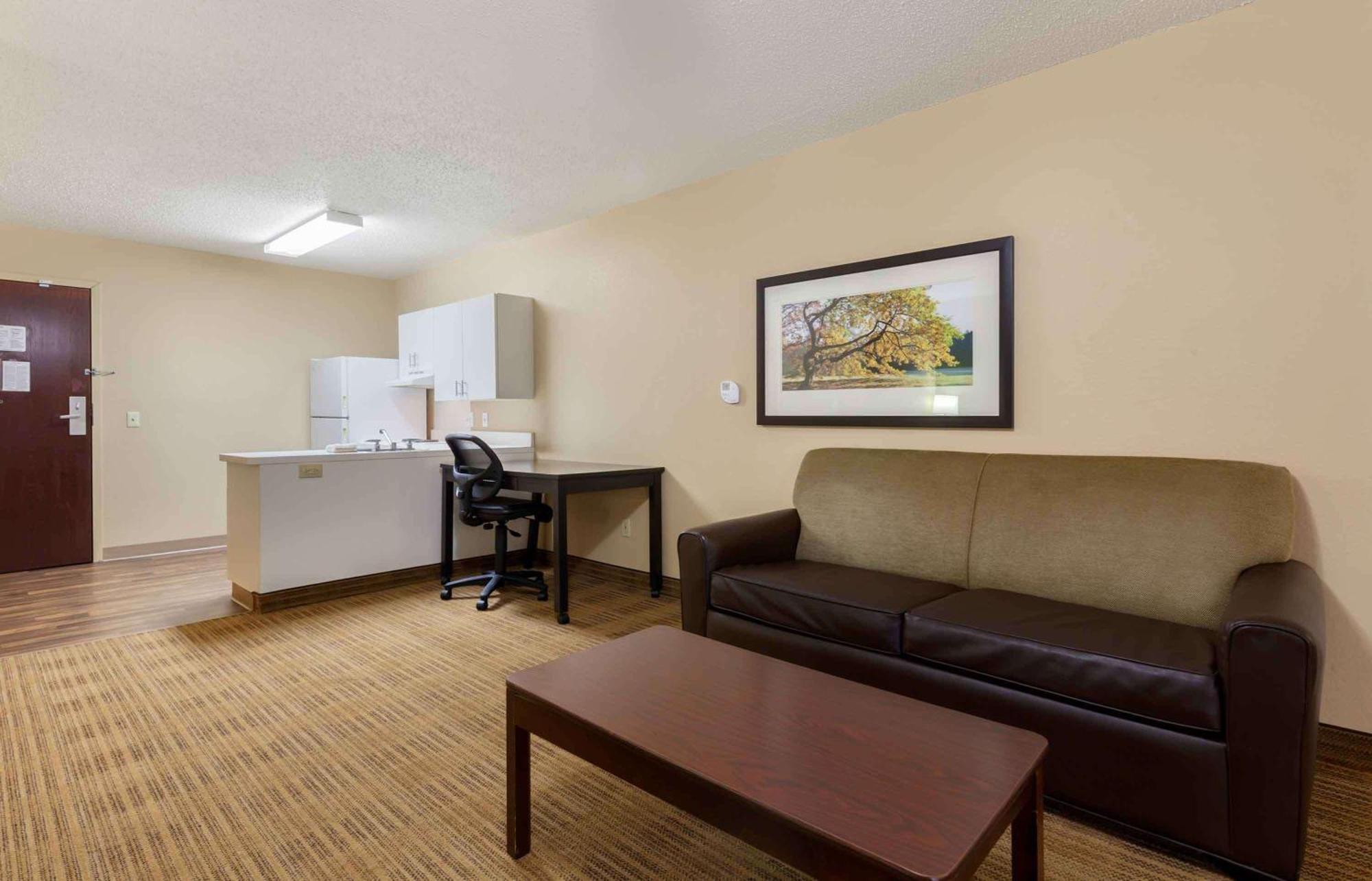 Extended Stay America Suites - Rockford - I-90 Exterior photo